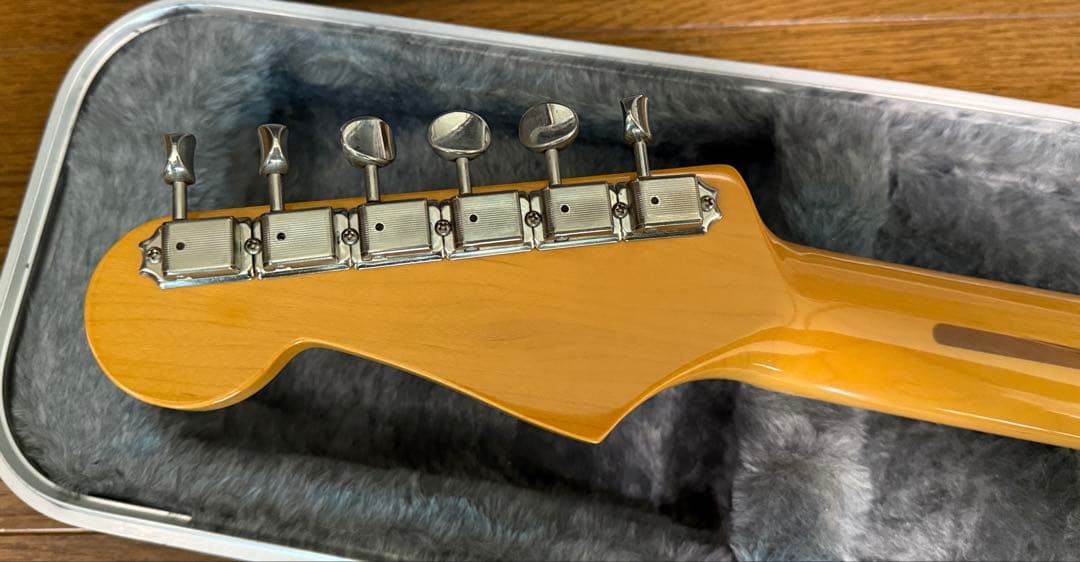 Fender JAPAN ストラトキャスター ブラック