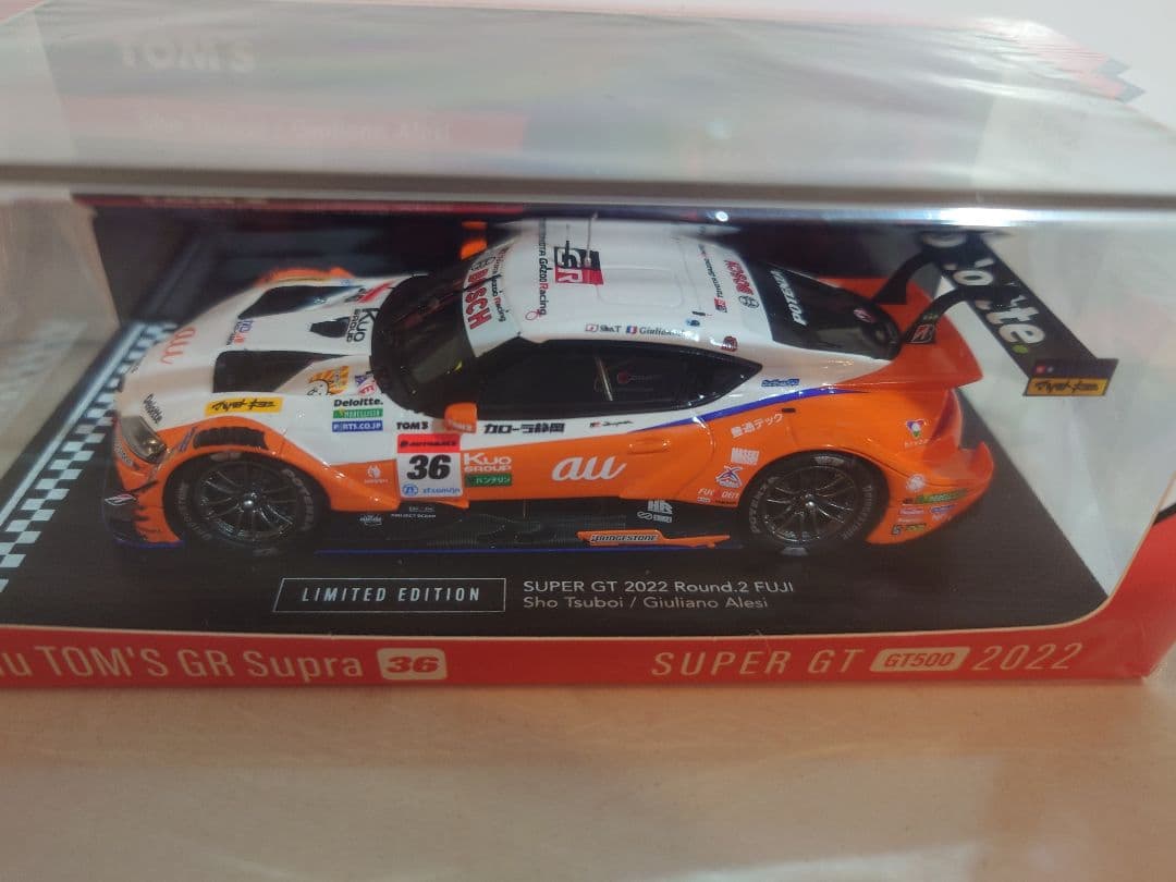 スパーク　au トムス GR スープラ スーパーGT　500 2022