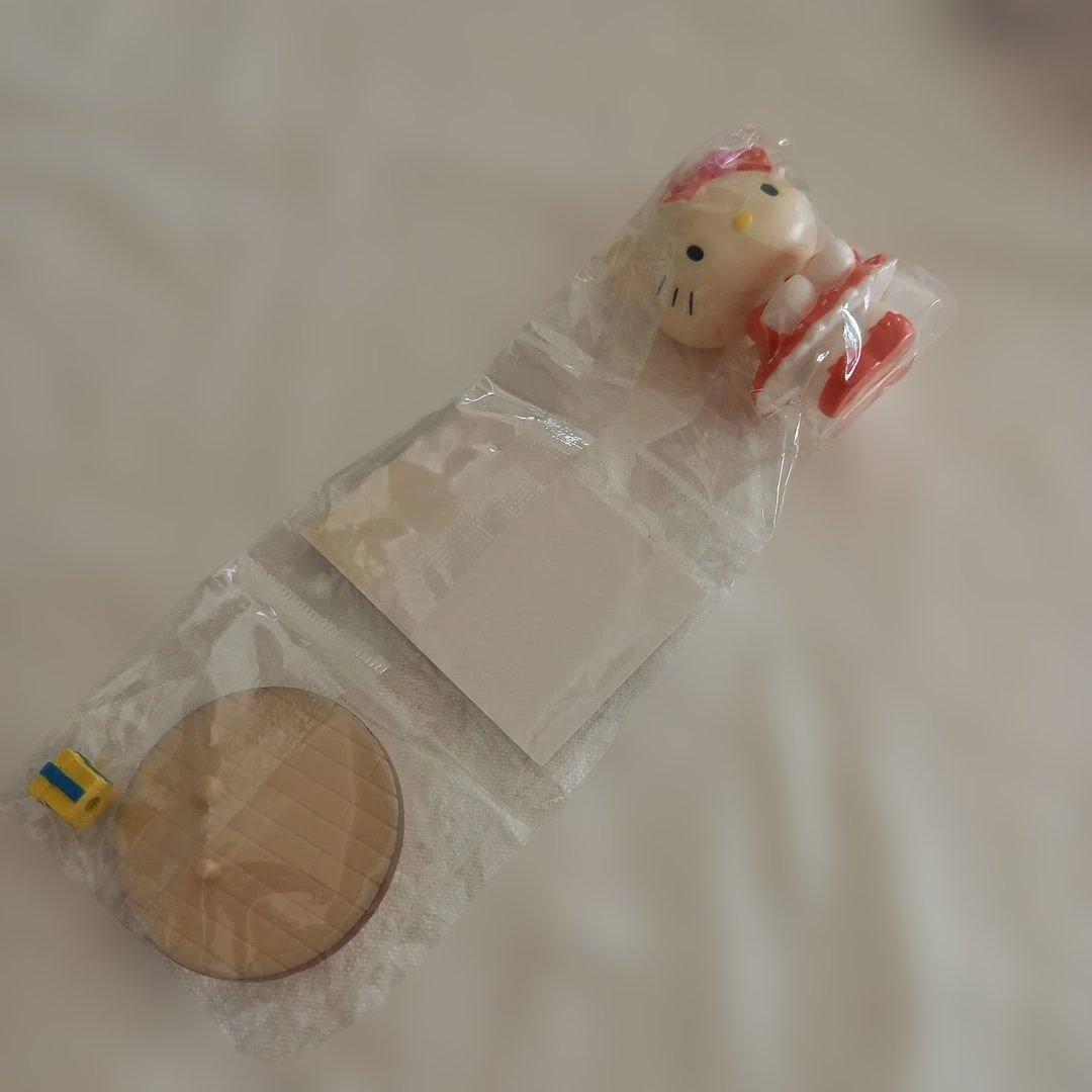 ハローキティ アクセサリートレイ　キャラクターコレクション 8個セット