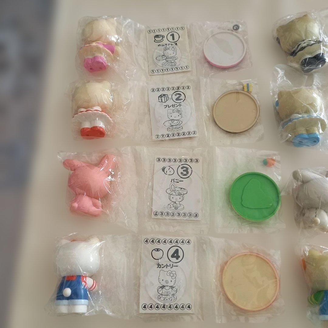 ハローキティ アクセサリートレイ キャラクターコレクション 8個セット