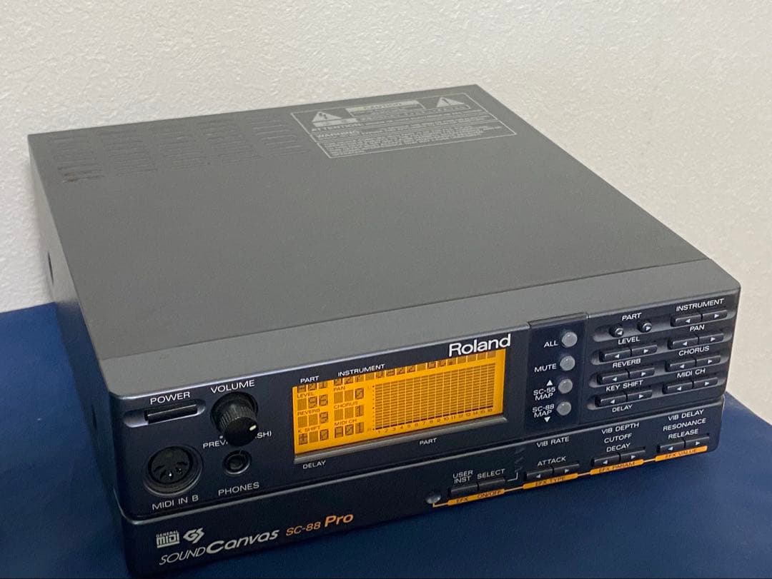 Roland SC-88Pro MIDI音源モジュール 通電確認済み 説明書付