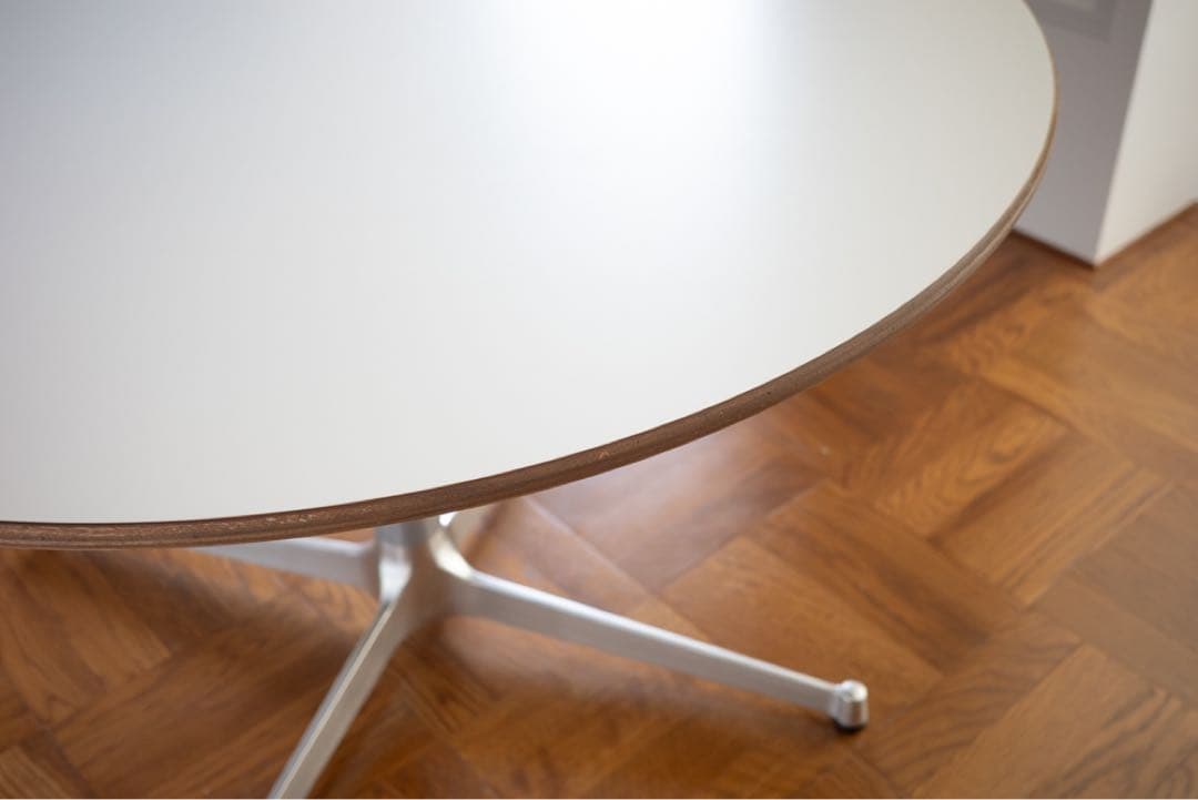 LAUAN TABLE ROUND 04／D&DEPARTMENT ディーアンドデパートメント