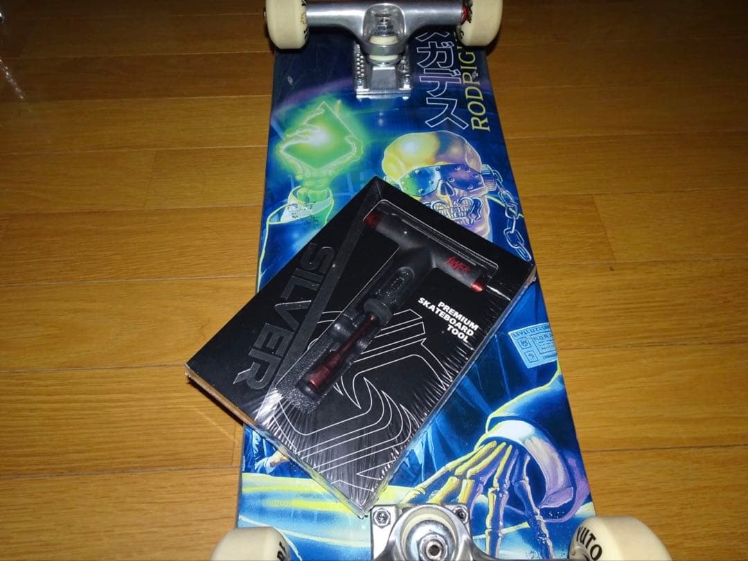 MEGADETH × PRIMITIVEスケートボード コンプリートデッキ