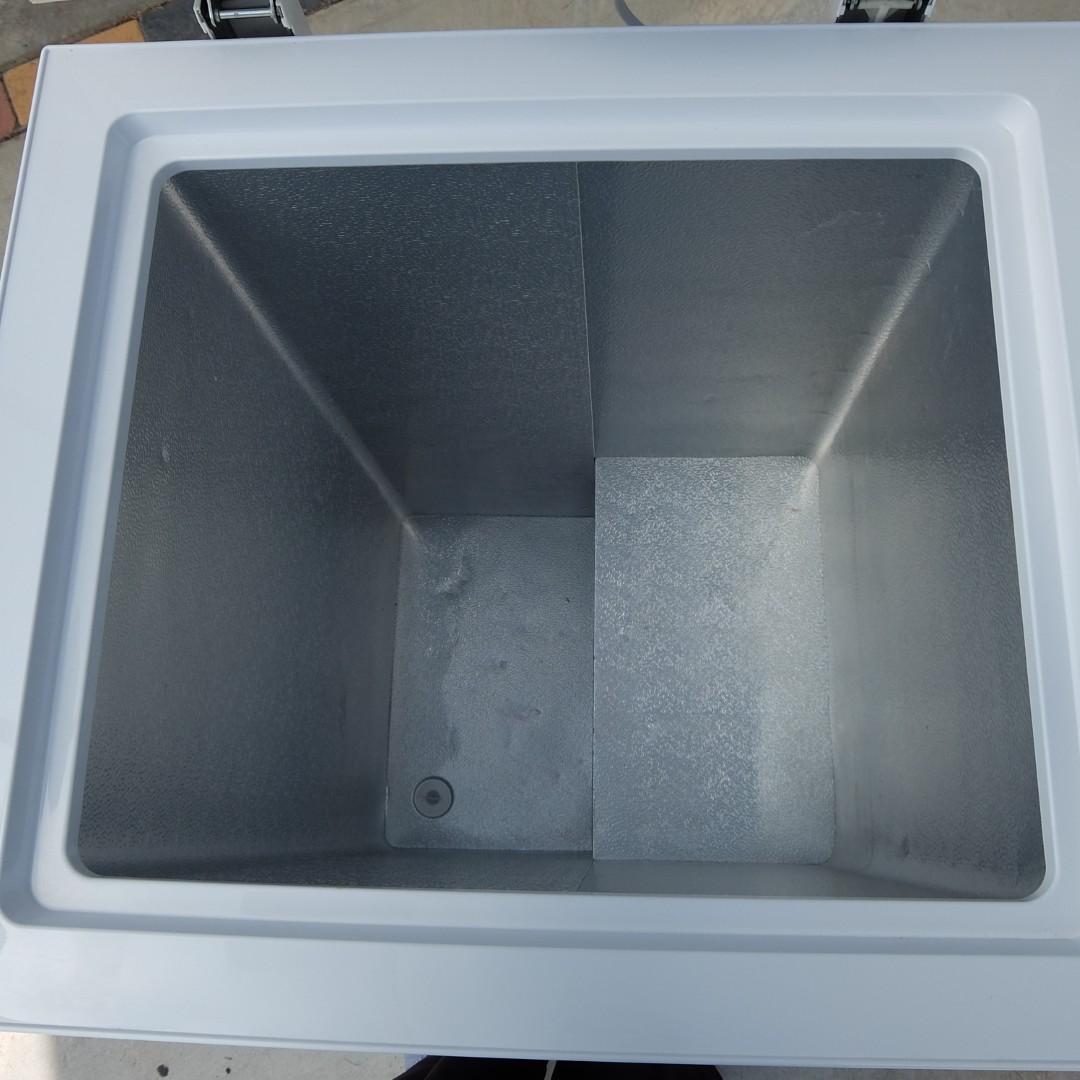 51071　アイリスオーヤマ 冷凍庫　PF-A100TD 2020年製