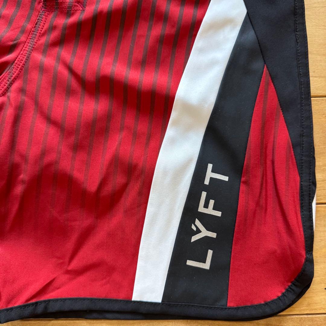 LYFT サーフパンツ Sサイズ ストライプ ステージショーツ リフト