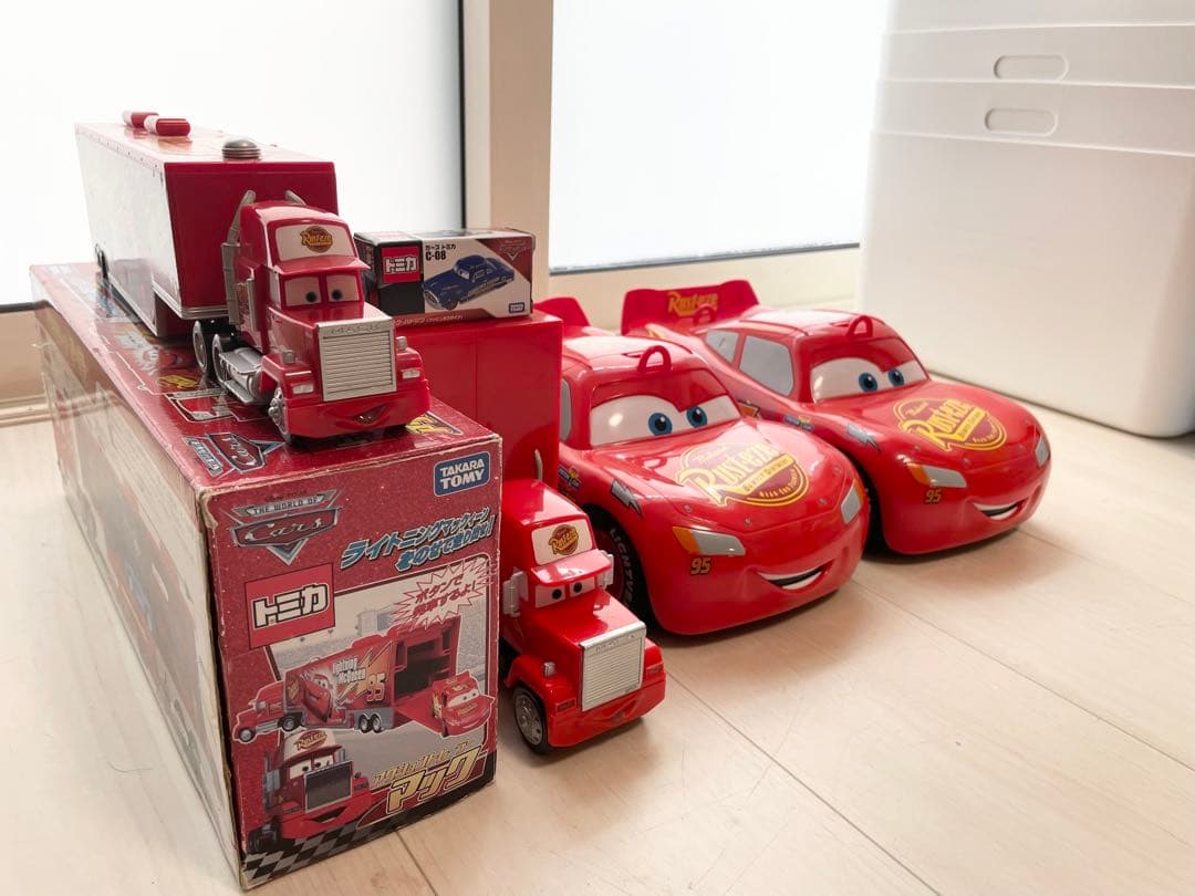 トミカ カーズ マック2台、マックィーン ポップコーンバケット2台、ハドソン1台