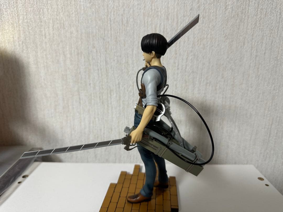 千値練　BRAVE-ACT 1/8 リヴァイ -ver.2B- フィギュア