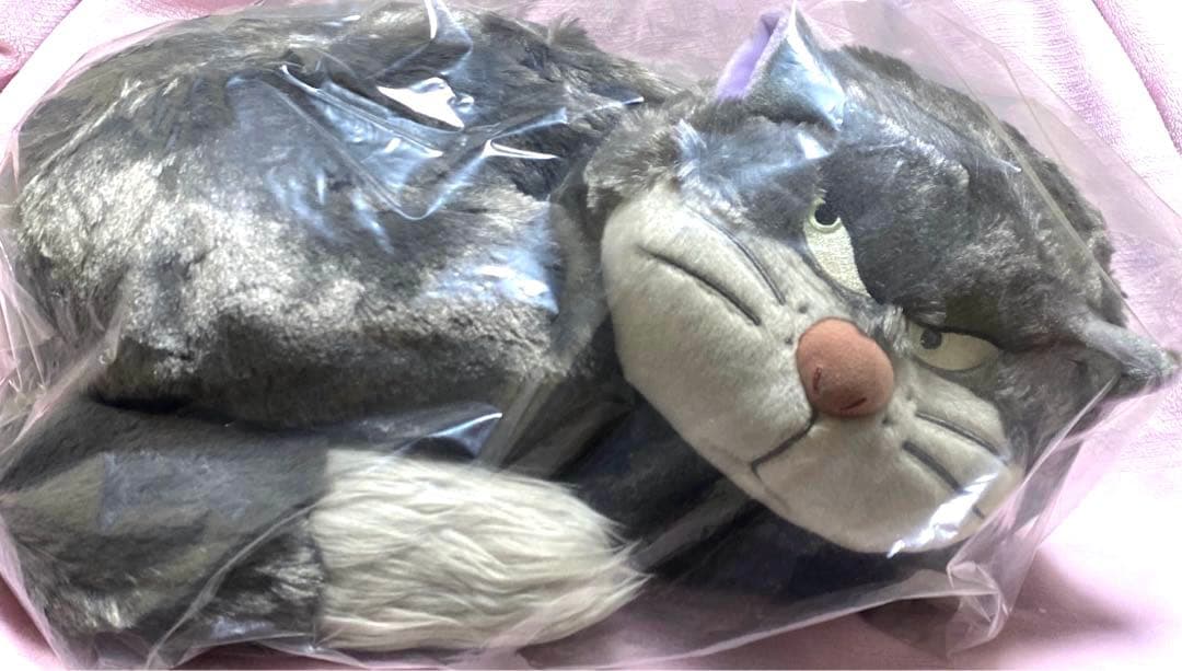 ルシファー GORORINぬいぐるみ ディズニーストア　シンデレラ 猫 ごろりん