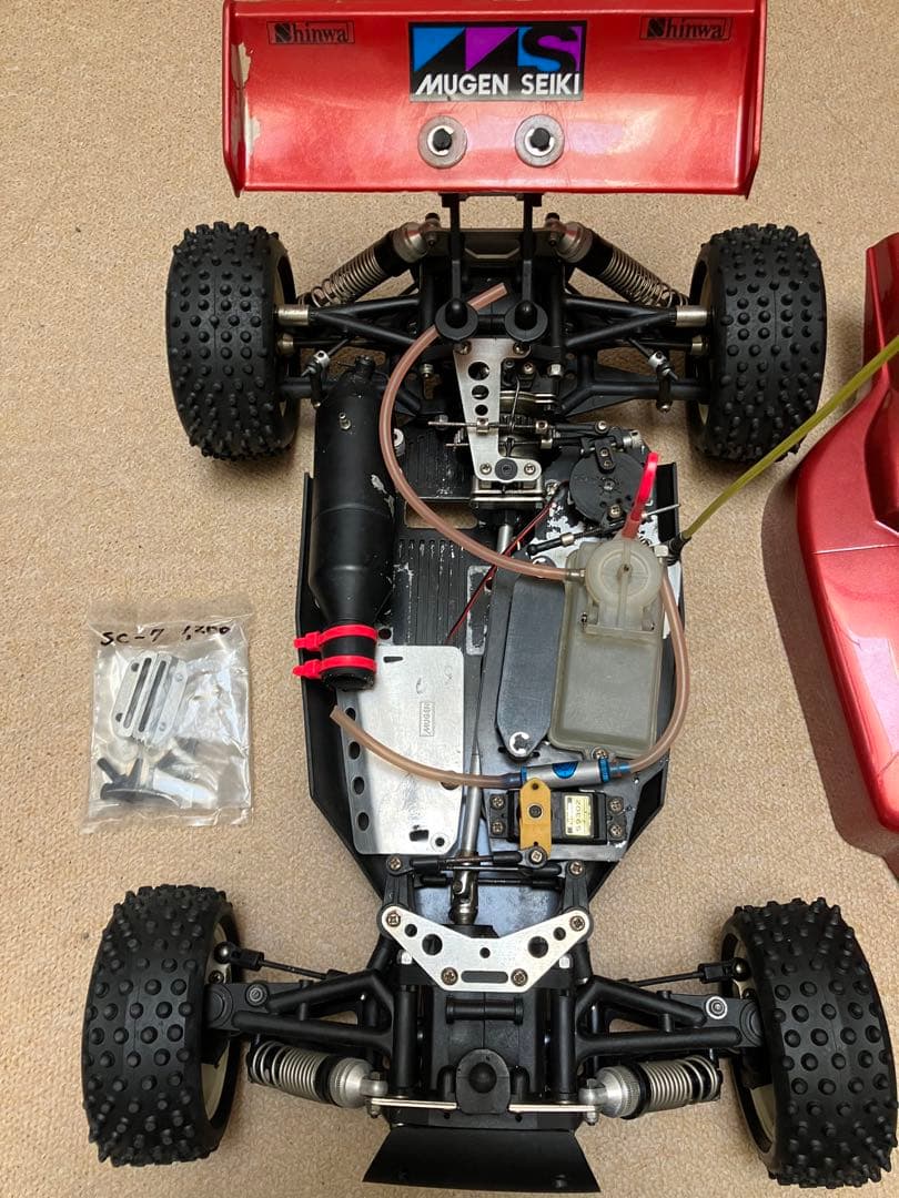 無限精機エンジンバギーケース