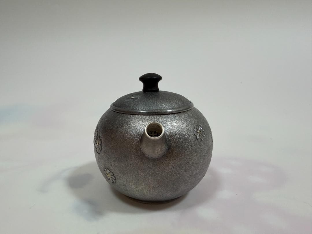 純銀製 菊文様 唐木手 急須 銀瓶 煎茶道具