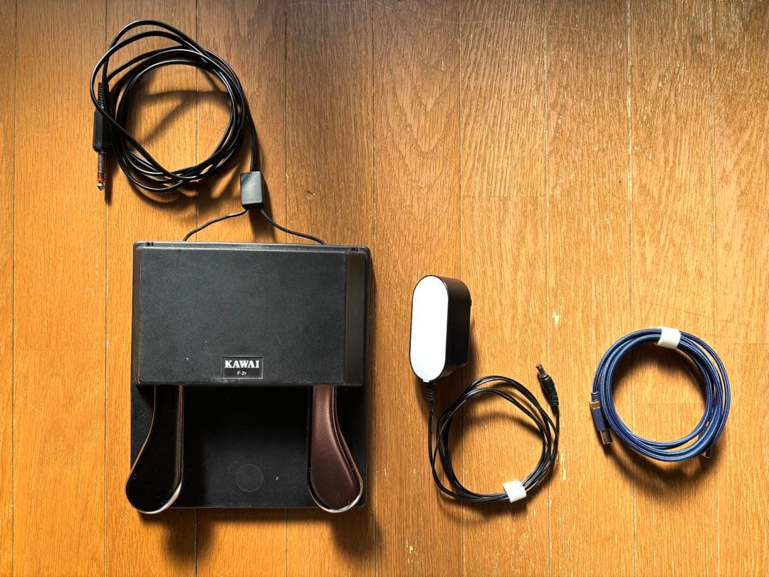 KAWAI ES1 sylphie 電子ピアノ 譜面台付き 動作⭕️ 付属品⭕️ - メルカリ