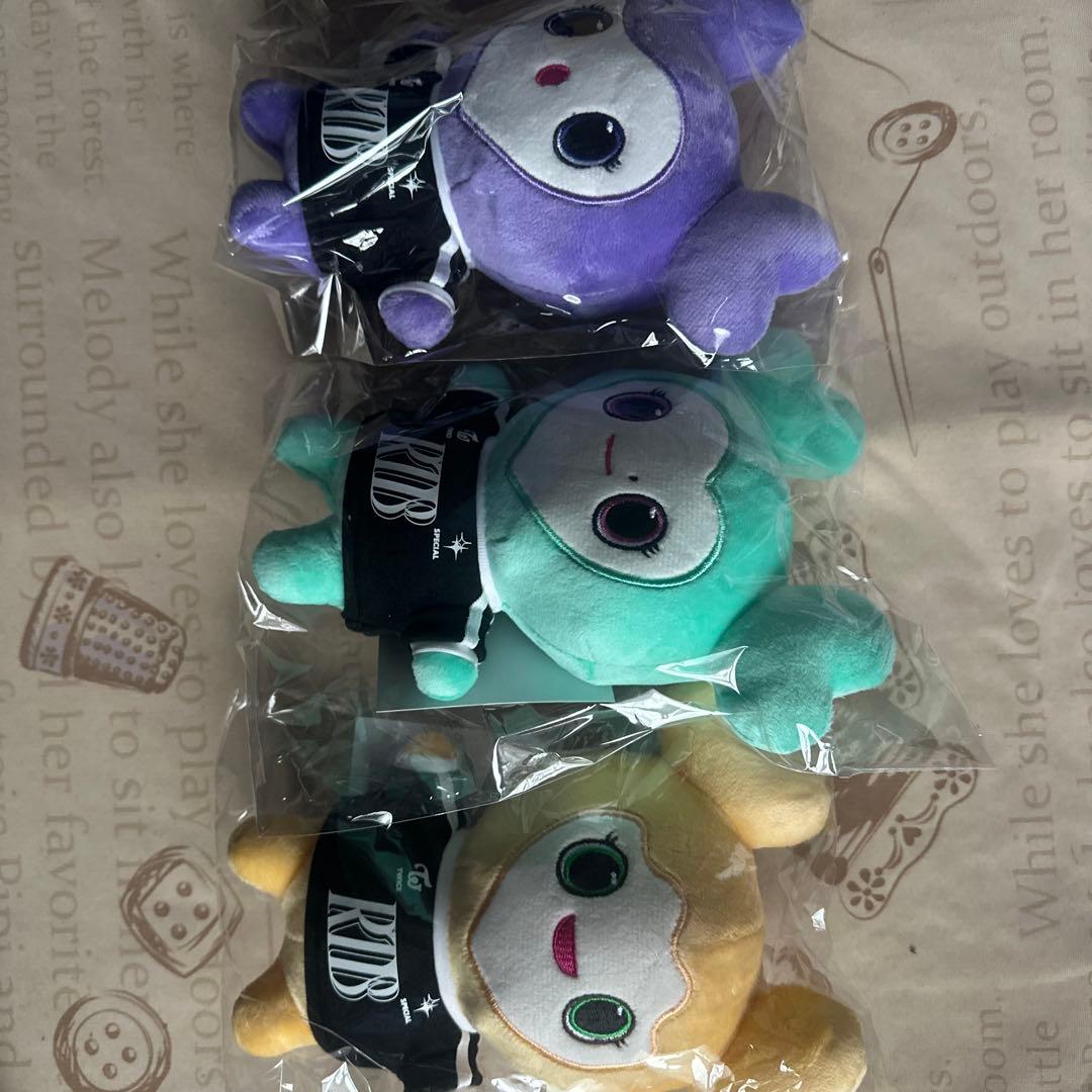 TWICE READY TO BE ラブリー ぬいぐるみ ソフトトイ グッズ TWICE