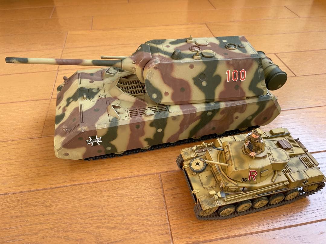 ガールズ＆パンツァー】超重戦車マウスプラモデル完成品