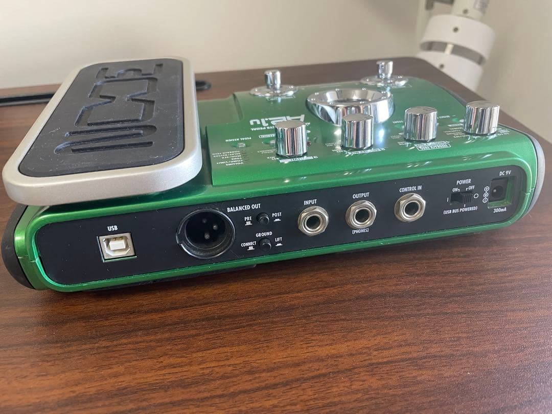 ZOOM A2.1u アコースティックエフェクター本体のみ