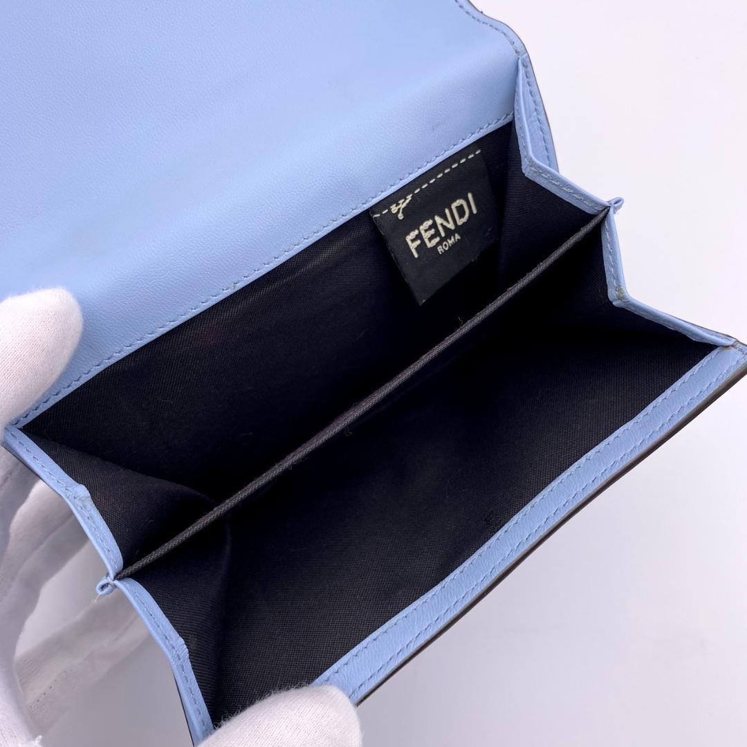 美品 FENDI フェンディ ズッカ バケットウォレット エンボイスレザー
