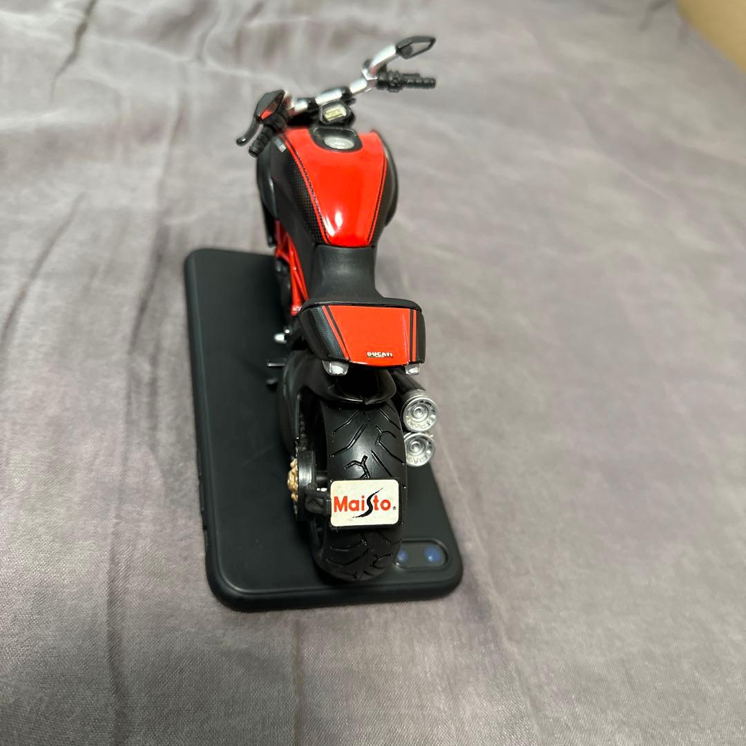 DUCATI モデルバイク