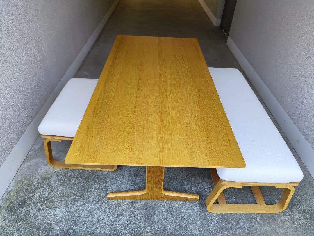 【送料込み】無印　リビングでもダイニングでも使えるテーブル2オーク材【美品】