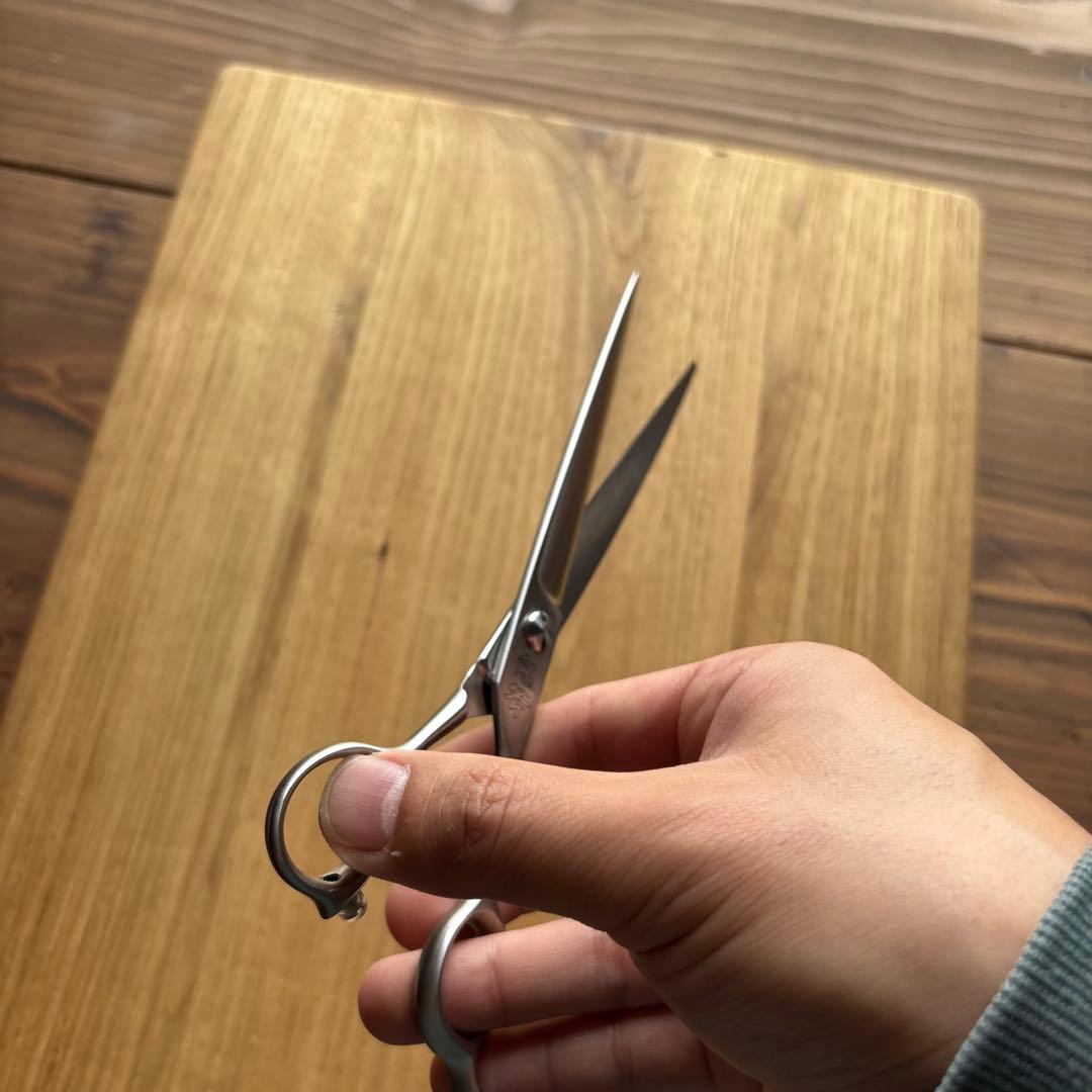 TAA 極薄刃 超仕上げストレートシザー 7インチ - メルカリ