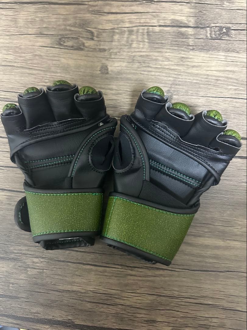 ☆RIZIN公式太田忍直筆サイン入りグローブ☆PRIDE RIZIN UFC