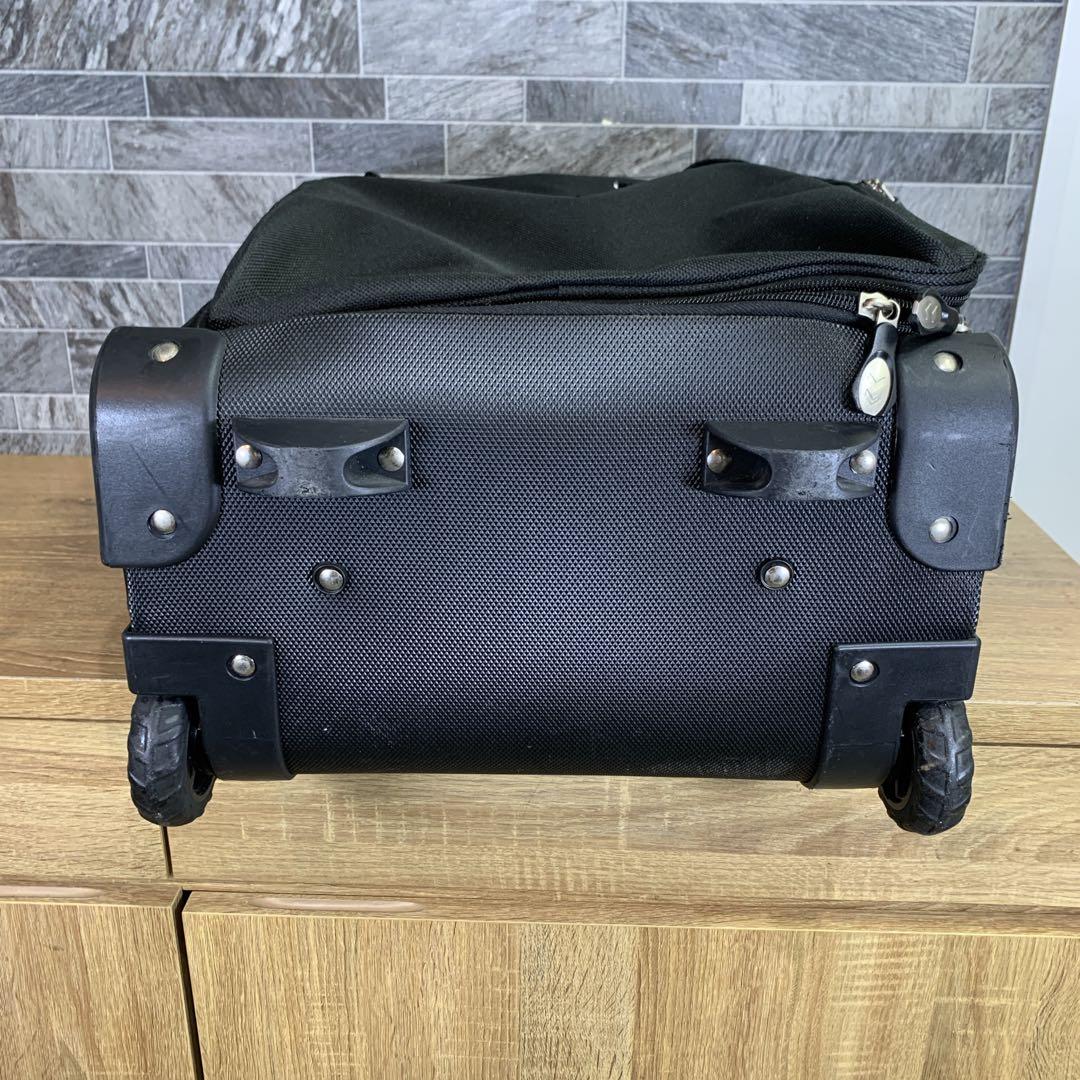 北欧 hummel ヒュンメル キャリーケース 機内持ち込み可能サイズ