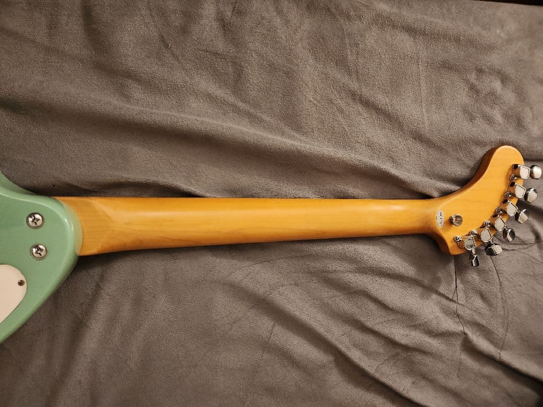 フェルナンデス ZO-3 グリーン アンプ内蔵ミニギター【ジャンク品】