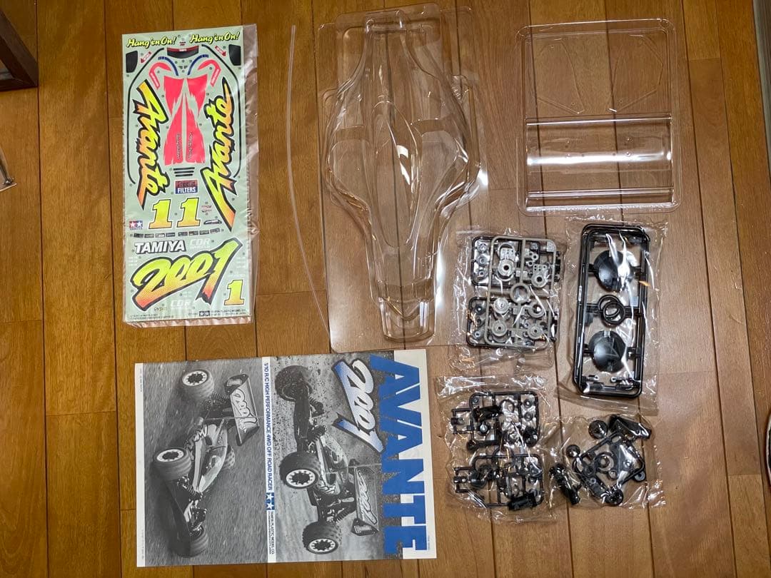アバンテ 2001 未組立品 オプションパーツおまけ付き AVANTE 2001