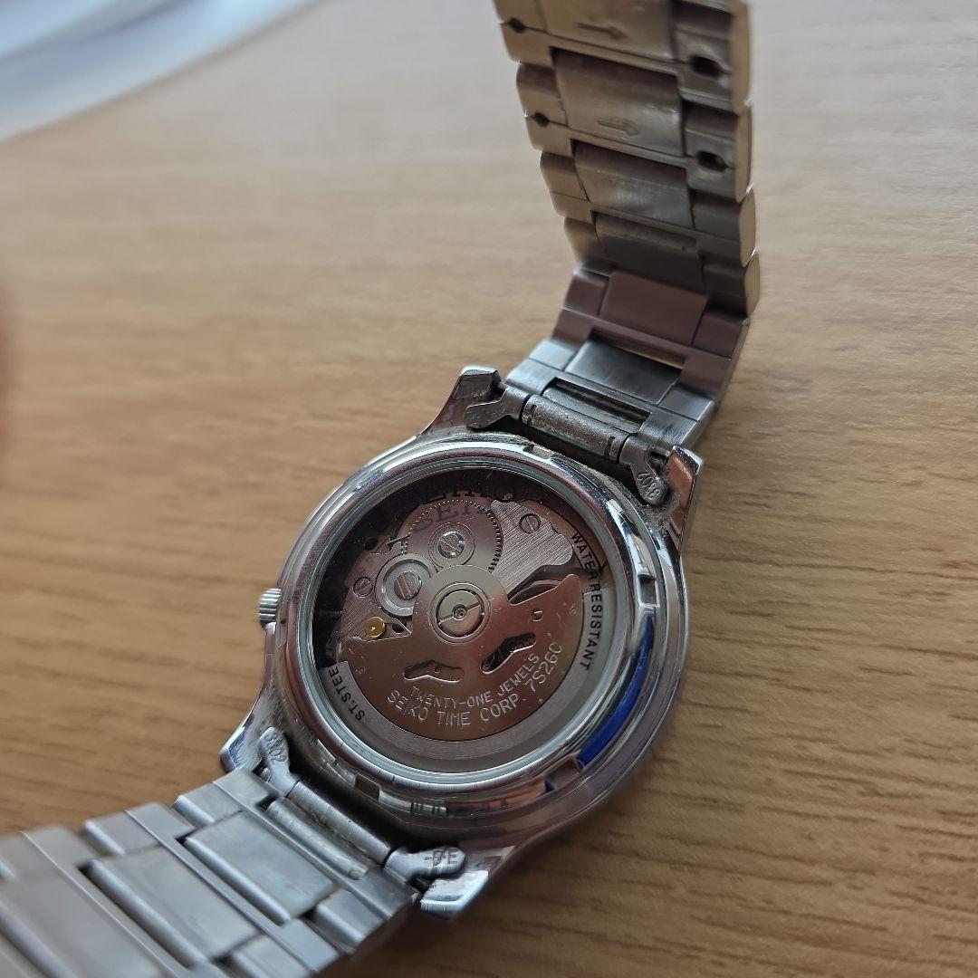 セイコー５Seiko 5 7S26-02J0 自動巻き