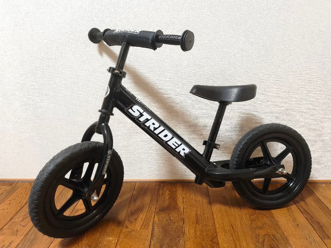 使用小】STRIDER SPORTS ブラック ストライダー バランスバイク - メルカリ