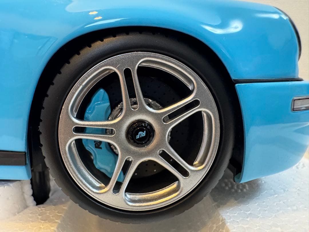 ALMOST REAL】限定504台 RUF CTR 2017 Blue - メルカリ