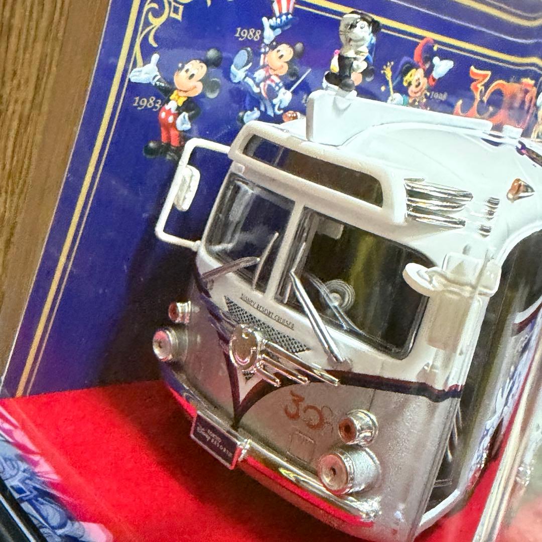 【年末価格！・新品】ディズニーリゾートクルーザー 30周年 限定 箱付 認定書付