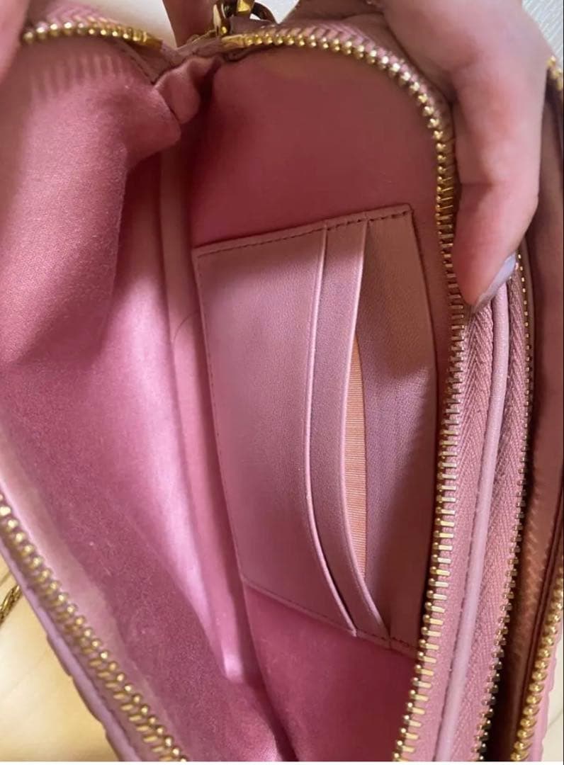 miu miu ショルダーバッグ　売り切り価格