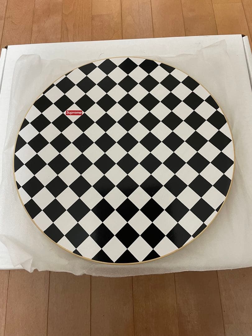 Artek スツール60 supreme シュプリーム　vitra イームズ