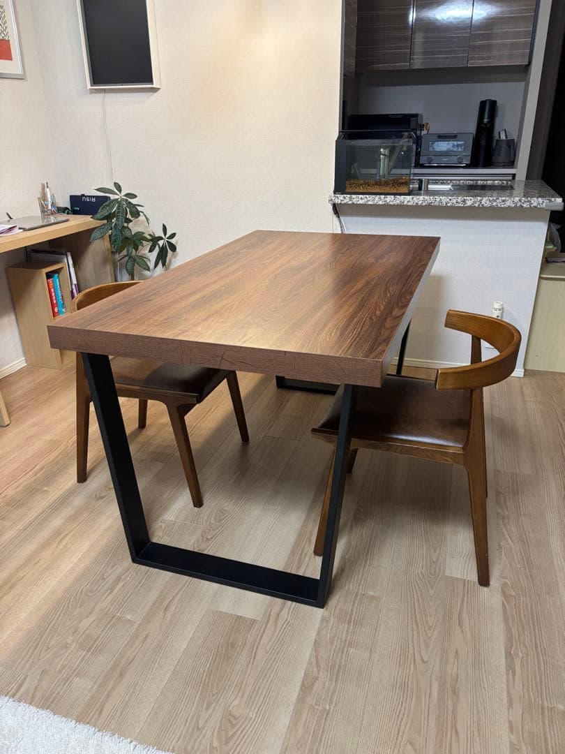 【横浜市港北区】ダイニングテーブルセット 机＋椅子2脚 おしゃれ 食卓
