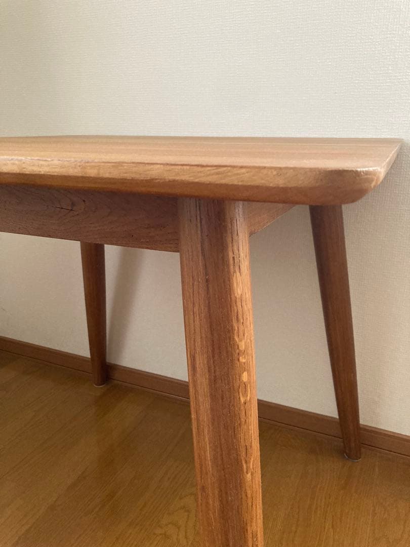 木製　ヴィンテージ風　ダイニングテーブル　正方形　ブラウン