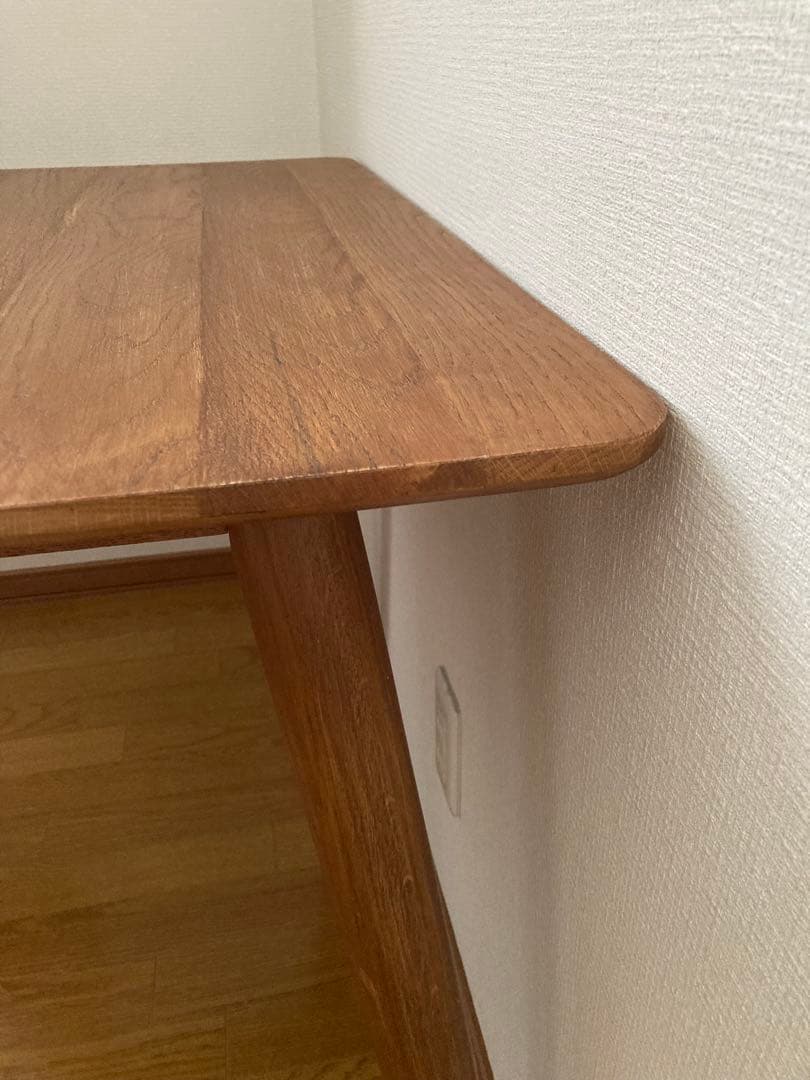 木製　ヴィンテージ風　ダイニングテーブル　正方形　ブラウン