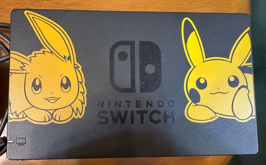 Nintendo Switch 本体 ポケットモンスター レッツゴーイーブイ版