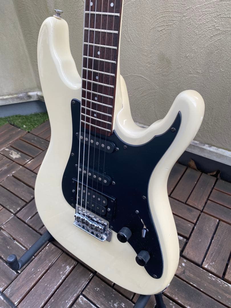 Aria Pro II Hellion series(ストラトタイプ　日本製)