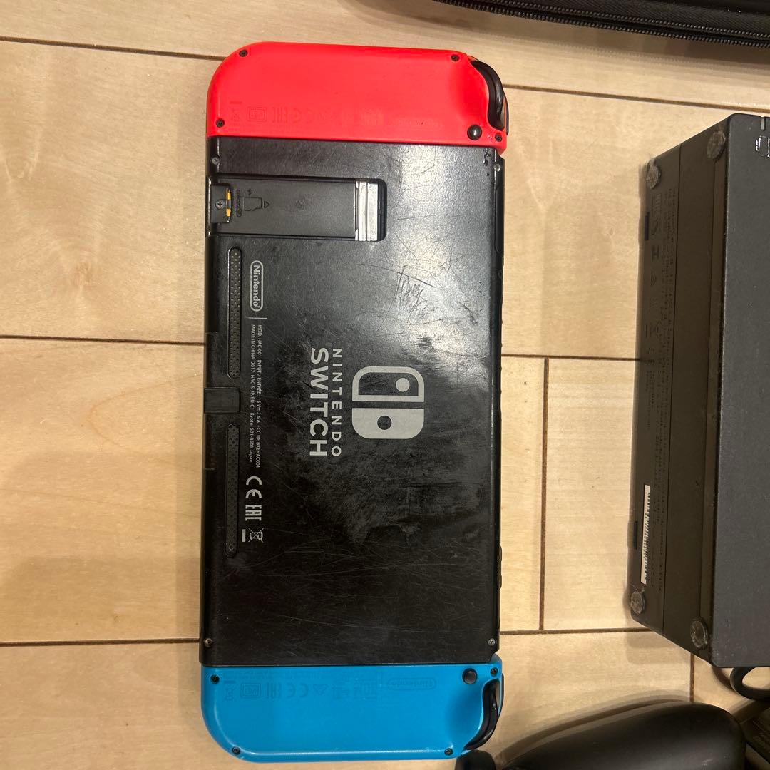 俺は田中なのか？Nintendo Switch 青/赤 本体 充電器付き