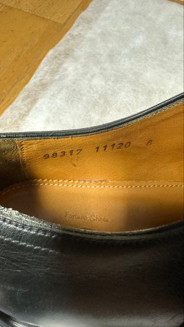 ジャランスリワヤ 内羽根ストレートチップ 黒UK8