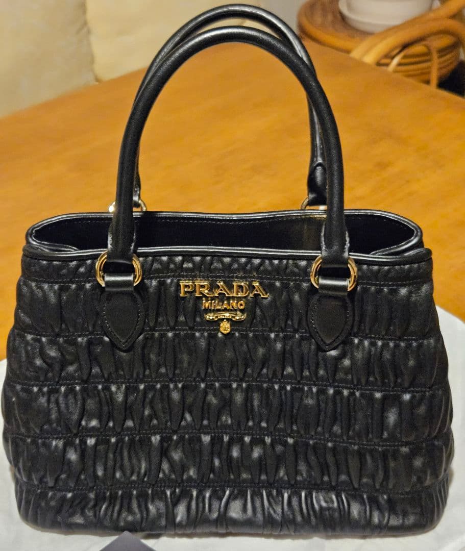 PRADA　プラダ　レザー　ハンドバッグ 2WAY ショルダーバッグ