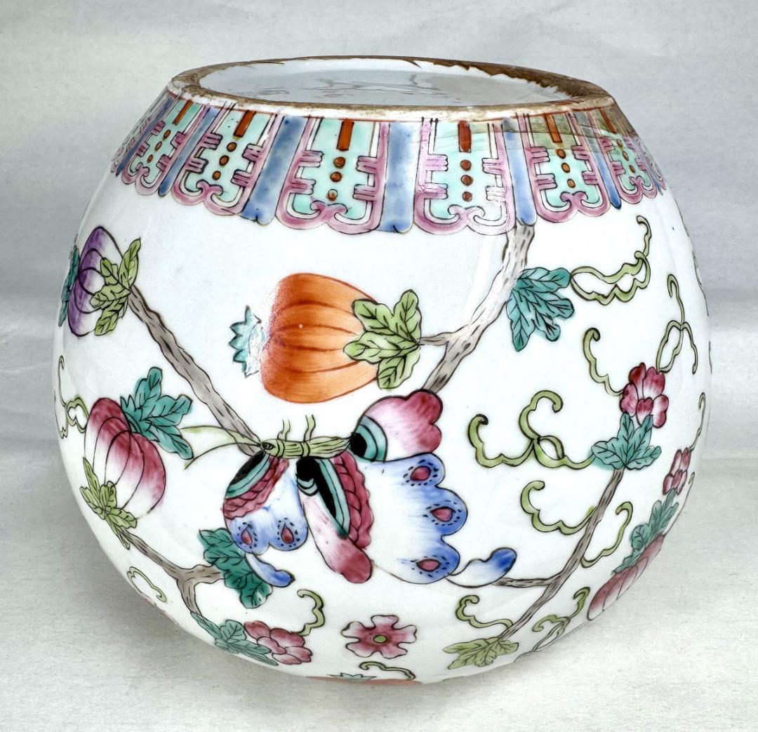 粉彩花蝶文蓋壷 唐物 骨董 古美術 中国古玩 入手困難コレクションWWTT317