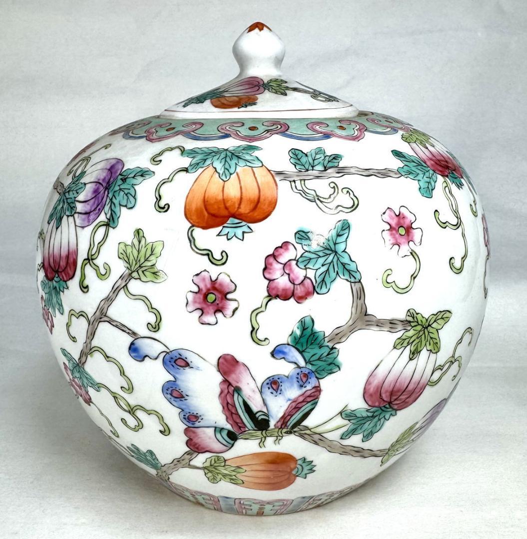 粉彩花蝶文蓋壷 唐物 骨董 古美術 中国古玩 入手困難コレクションWWTT317