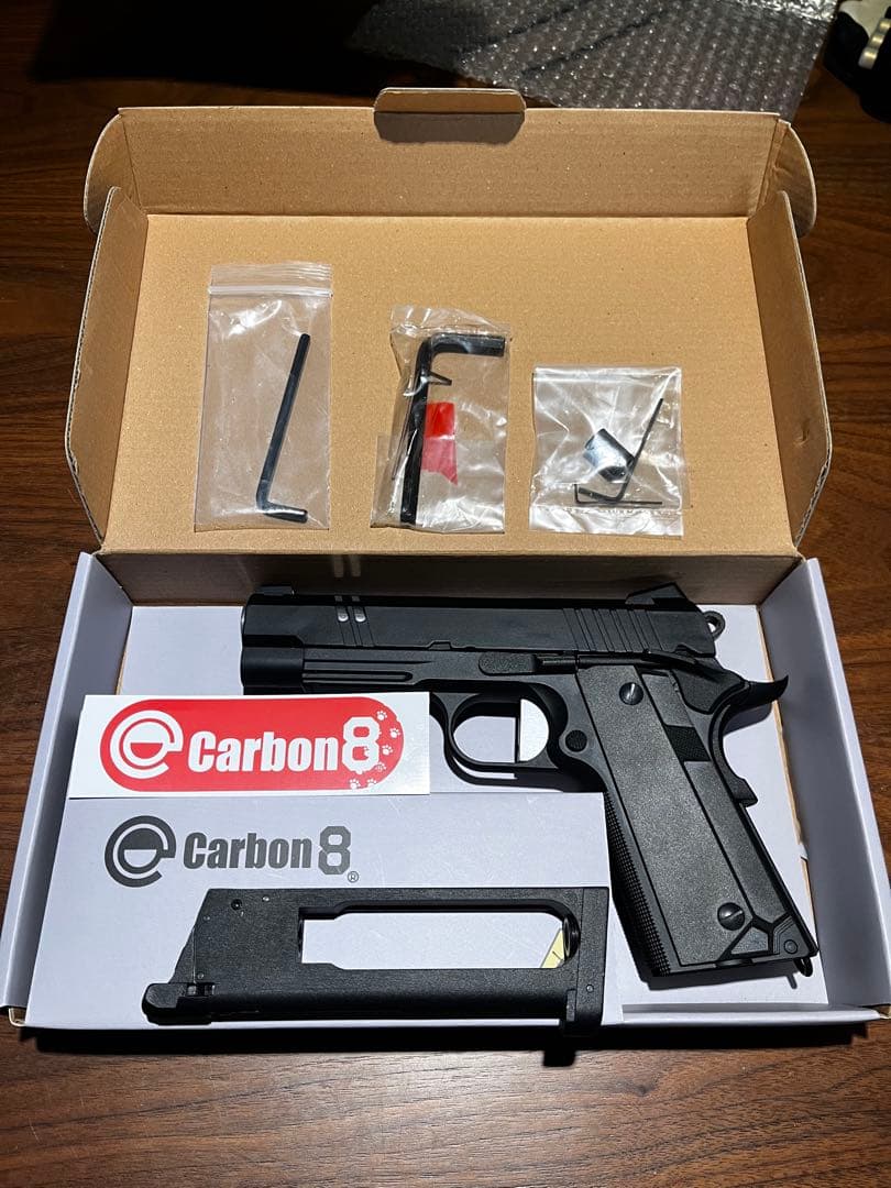 Carbon8 HELLCAT 4.3 ガスガン マガジン2本、ガス48本付き