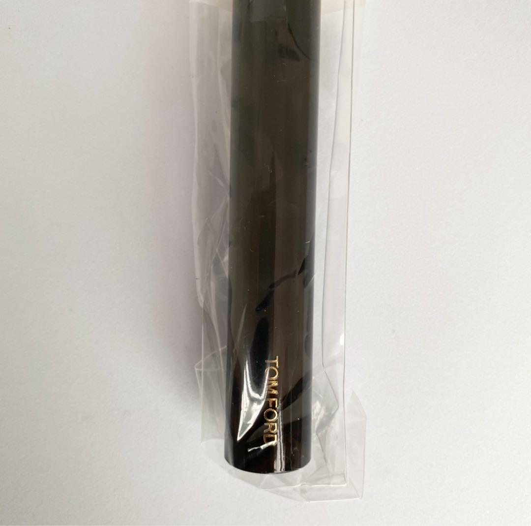 【新品 未使用】トムフォード ビューティー チークブラシ06 天然毛