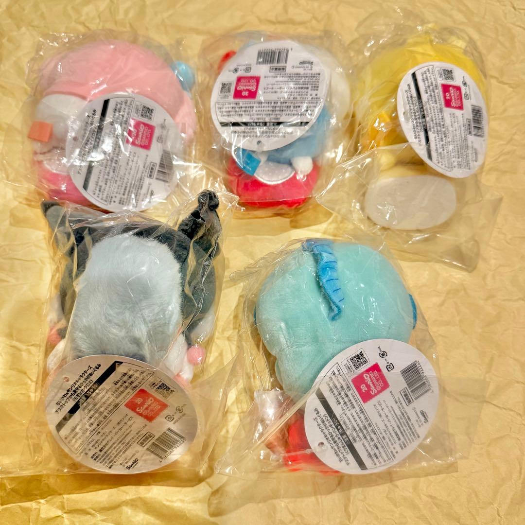 ちいかわ サンリオ デスクトップから見守るひっかけぬいぐるみ 5種類セット