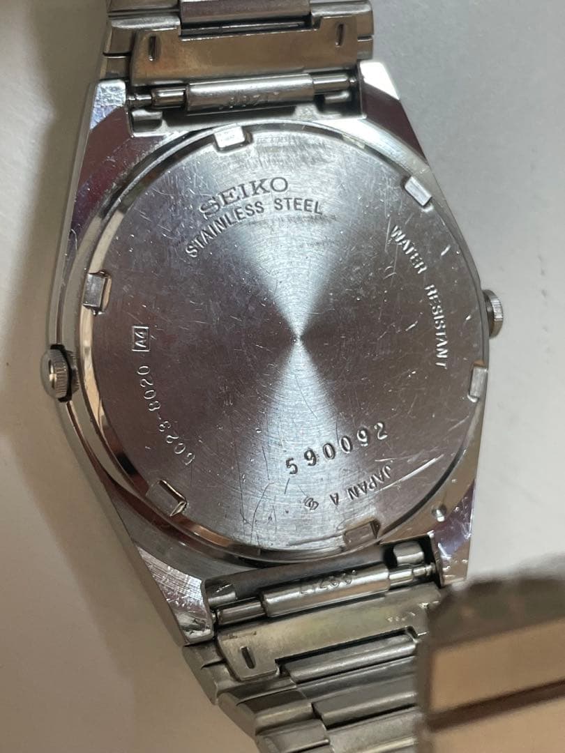 SEIKO アラーム クォーツ 腕時計　希少