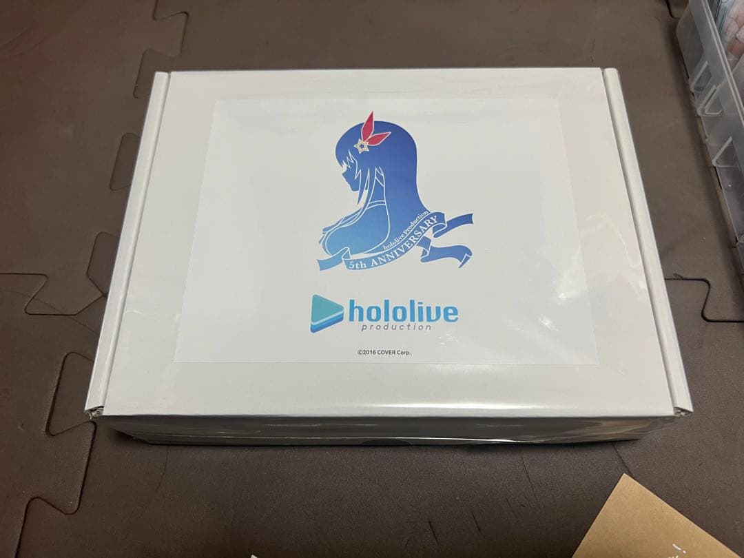 ホロライブ 5周年記念 アクリルトロフィー hololive production 5th