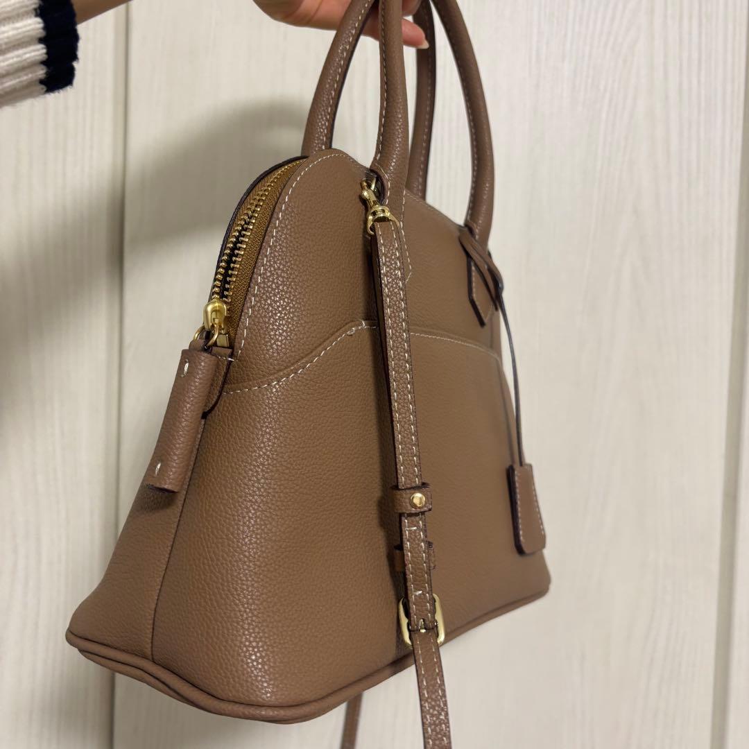 mica della valle ベージュ レザー ハンドバッグ