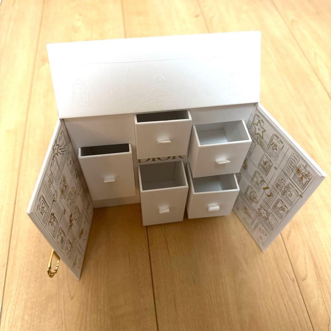 DIOR ディオール 限定 ギフトボックス 空箱 - メルカリ