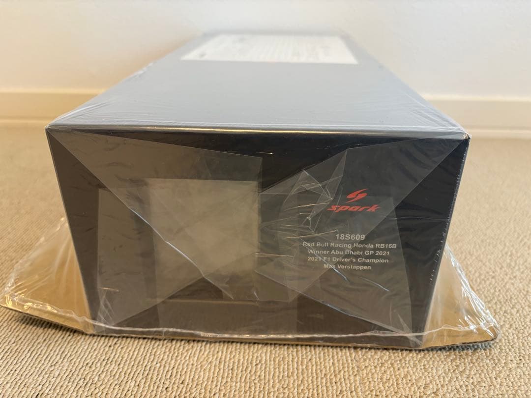 【未開封】スパーク1/18 レッドブルホンダ フェルスタッペン 2021アブダビ